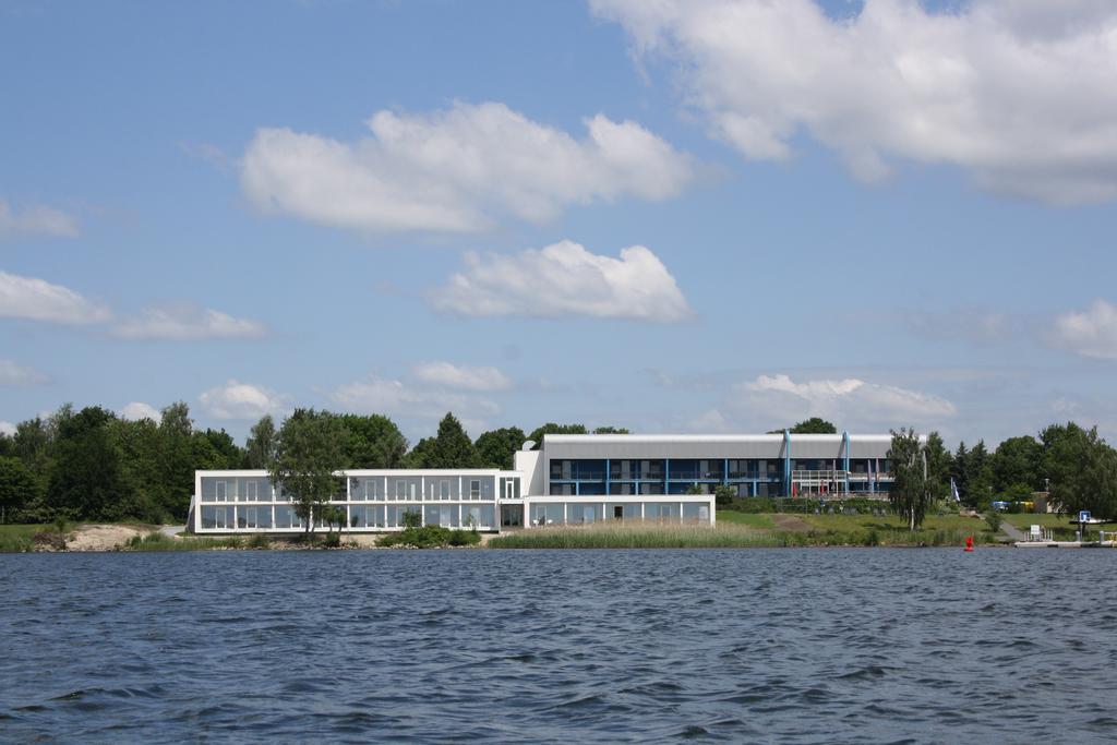 Strandhotel Senftenberger See Exterior photo